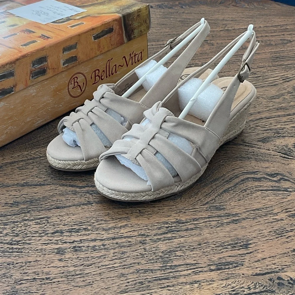 Bella Vita Women's Cream Espadrille Wedges